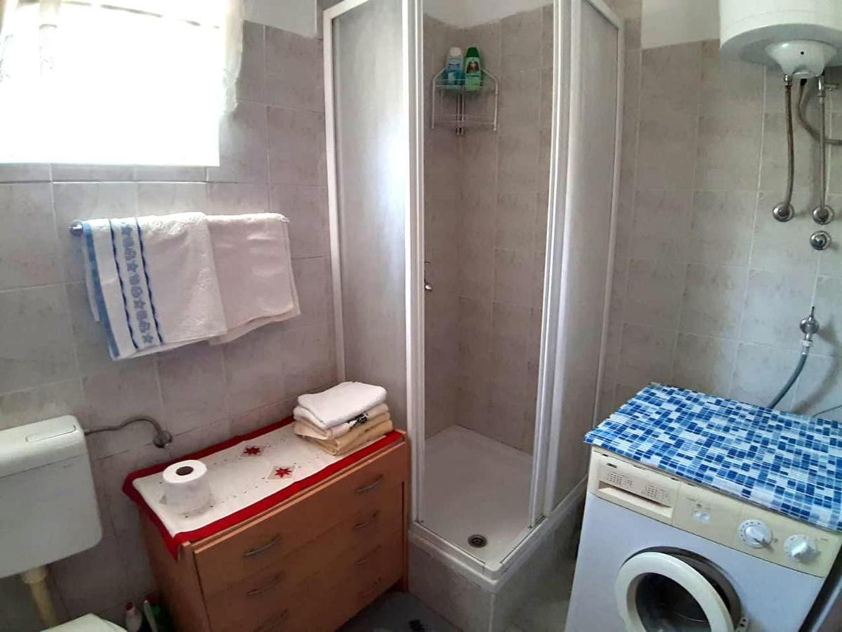 Apartment Marica Grebastica Luaran gambar
